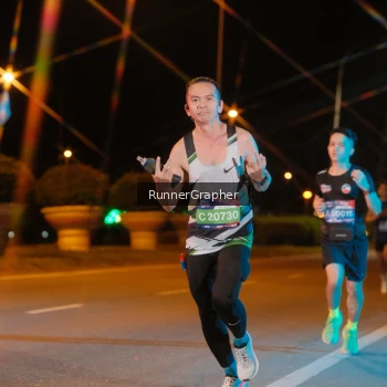 Runner Photo 3835216