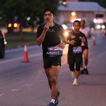 Runner Photo 3835219