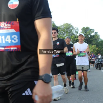 Runner Photo 3835264