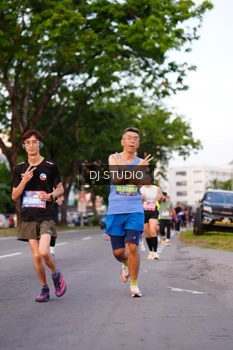 Runner Photo 3835290