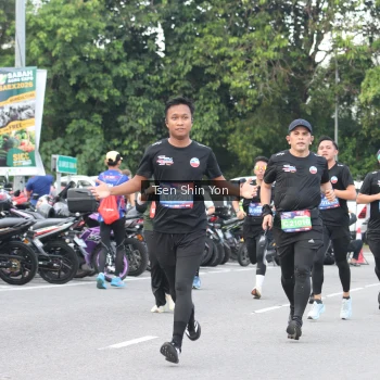 Runner Photo 3835298