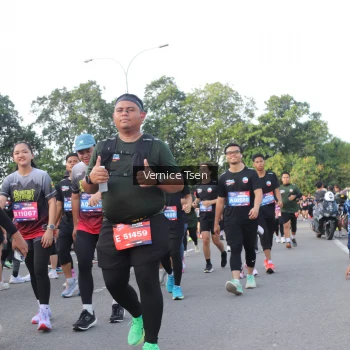 Runner Photo 3835308