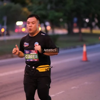 Runner Photo 3835379