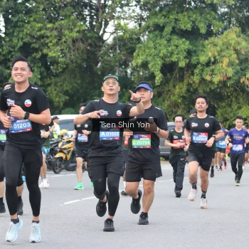 Runner Photo 3835385