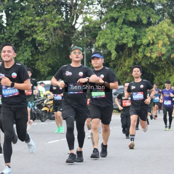 Runner Photo 3835404