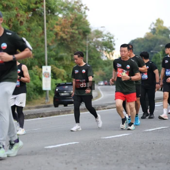 Runner Photo 3835436