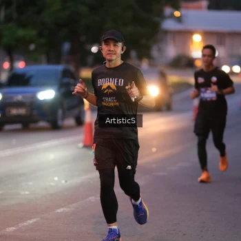 Runner Photo 3835446