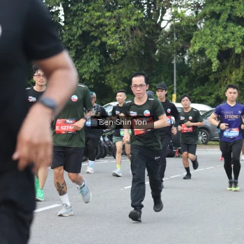 Runner Photo 3835470