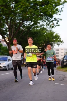 Runner Photo 3835482
