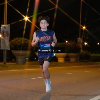 Runner Photo 3835491