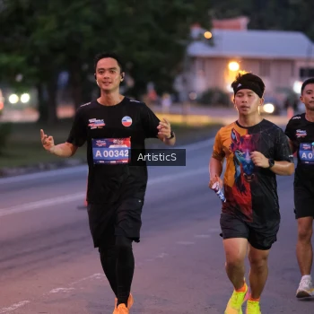 Runner Photo 3835496