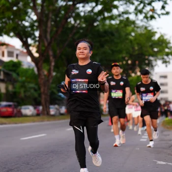Runner Photo 3835544