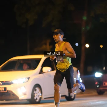 Runner Photo 3835554