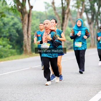 Runner Photo 3835558