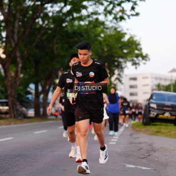 Runner Photo 3835572