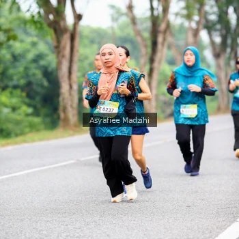 Runner Photo 3835582
