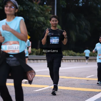 Runner Photo 3835615