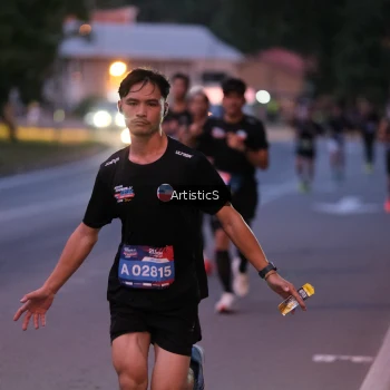 Runner Photo 3835623