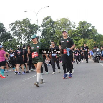Runner Photo 3835653