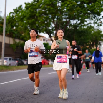 Runner Photo 3835667