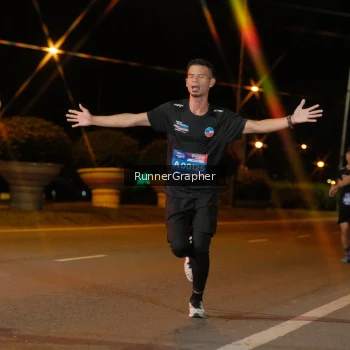 Runner Photo 3835670