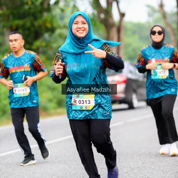 Runner Photo 3835674