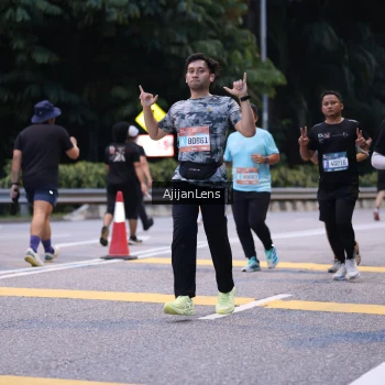 Runner Photo 3835677