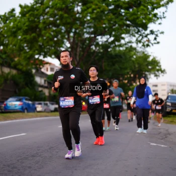 Runner Photo 3835708