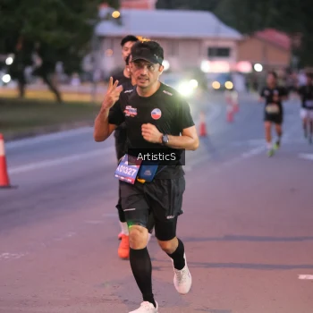 Runner Photo 3835710