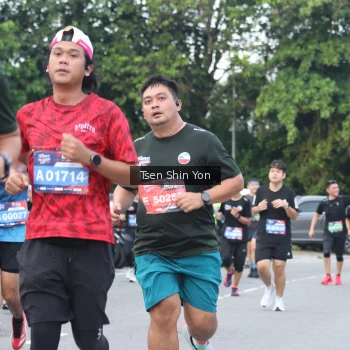 Runner Photo 3835727