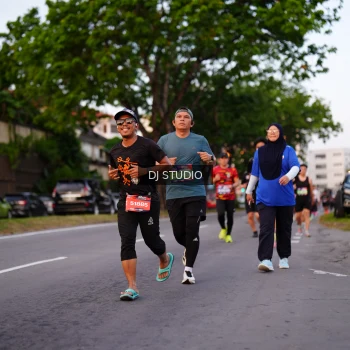 Runner Photo 3835739