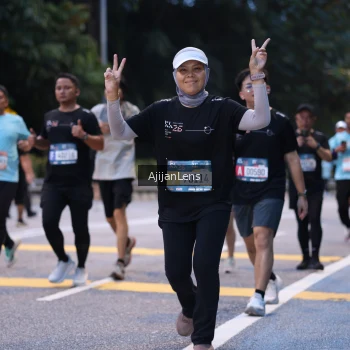 Runner Photo 3835765