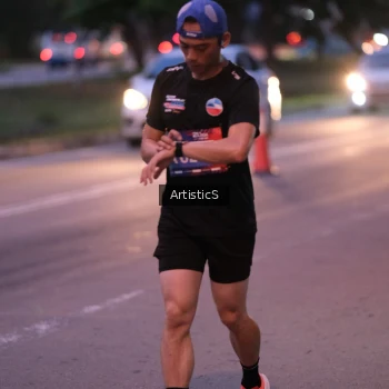 Runner Photo 3835800