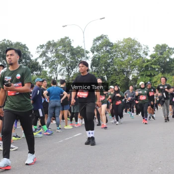 Runner Photo 3835804