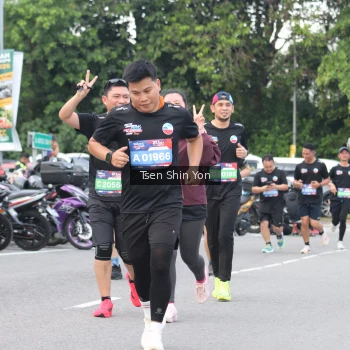 Runner Photo 3835911