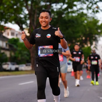 Runner Photo 3835940