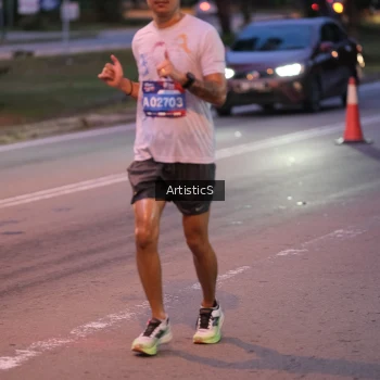 Runner Photo 3835962