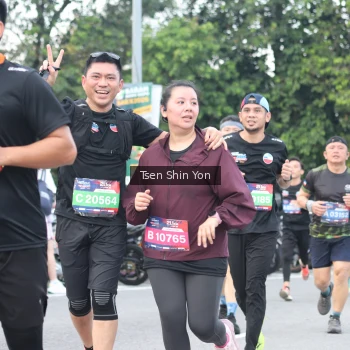 Runner Photo 3835975