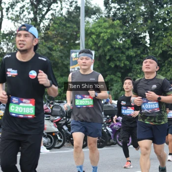 Runner Photo 3836010