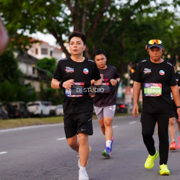 Runner Photo 3836027