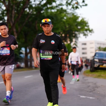 Runner Photo 3836049