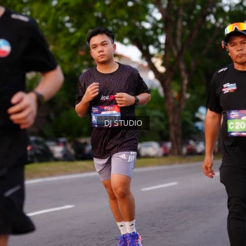 Runner Photo 3836070