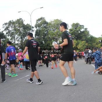 Runner Photo 3836099