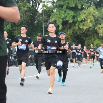 Runner Photo 3836231