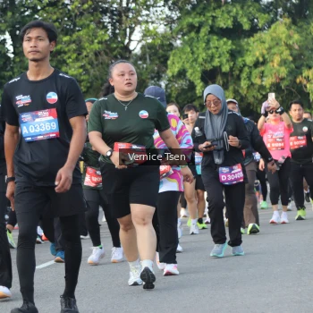 Runner Photo 3836243