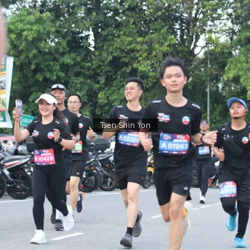 Runner Photo 3836291
