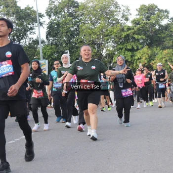 Runner Photo 3836303