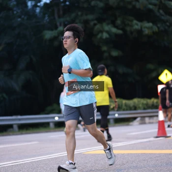 Runner Photo 3836311