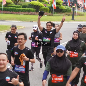 Runner Photo 3836325