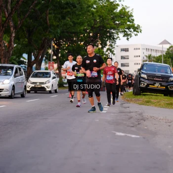 Runner Photo 3836343